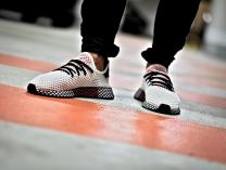 Мужские кроссовки Adidas Originals Deerupt Runner DB2686 - фото 5